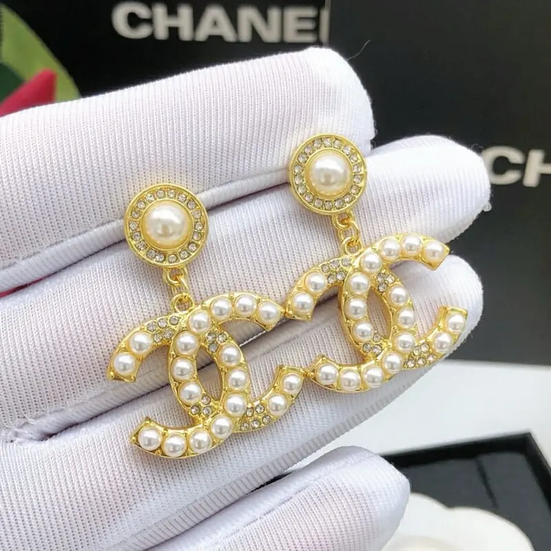 chanel boucles doreilles pour femme s_123a4a42